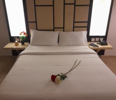 Nouakchott Hotel | Discover Hôtel de la Medina: Breakfast & Dining Awaits