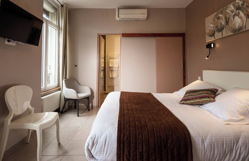 Lodeve Hotel | Hôtel de la Paix