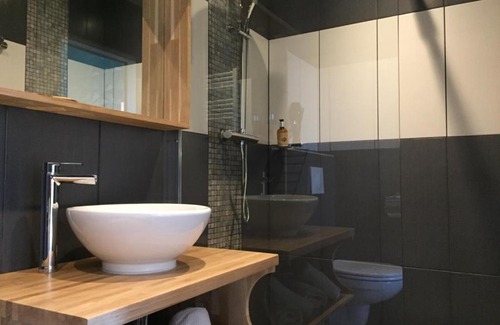 Falaise Hotel | Budget-Friendly Hôtel de la Poste with Family Amenities