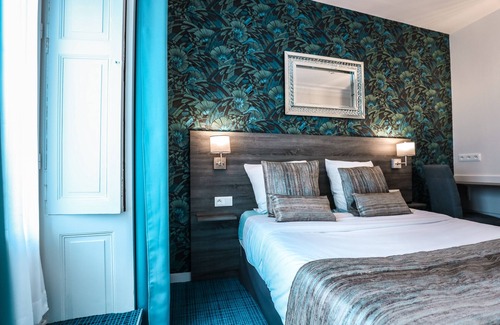 Arsenal-Redon Hotel | Budget-Friendly Hôtel de la T.A with Breakfast & Family Amenities