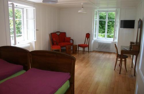 Brot-Dessous Apartment | Hôtel de la Truite: Pet-Friendly Stay with Top Guest Rating