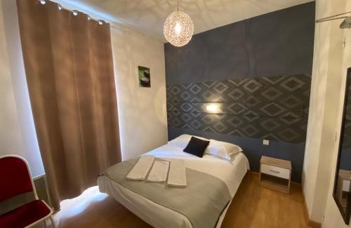 La Bernerie-en-Retz Hotel | Pet-Friendly Hôtel de Nantes with Oceanfront Views