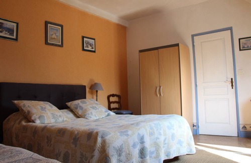 Les Andelys Hotel | Discover Hôtel de Paris: Bistronomy & Family-Friendly Stay