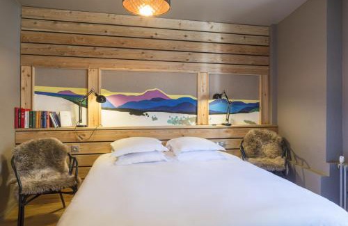 Mont-Dore Hotel | Pet-Friendly Escape at Hôtel de Russie with Breakfast Included