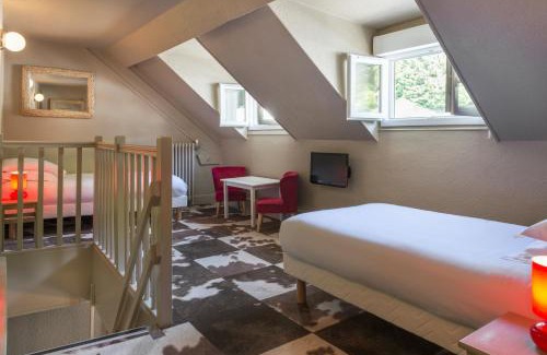Mont-Dore Hotel | Pet-Friendly Escape at Hôtel de Russie with Breakfast Included