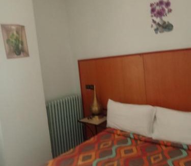Oulad Khallouf Hotel | Hôtel des cedres azrou