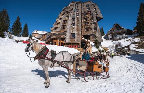 Avoriaz Hotel | Relax at Hôtel des Dromonts: Spa, Hot Tub & Dining
