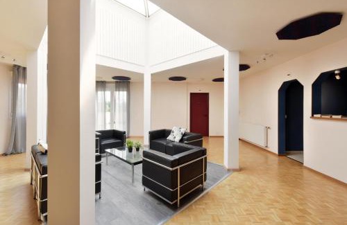 Orbe Hotel | Hôtel des Mosaiques: Family-Friendly with Great Amenities