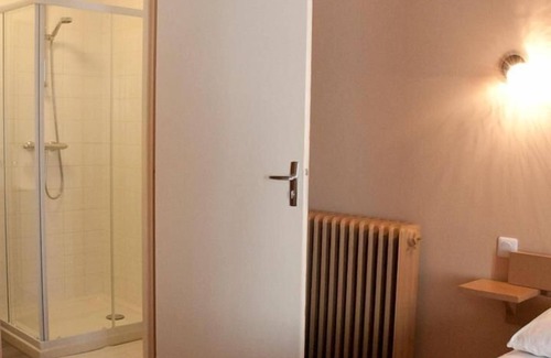 Angouleme Hotel | Discover Hôtel des Pyrénées: Family-Friendly with Spa & Dining