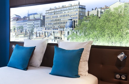 Carnot - Gailleton Hotel | Discover Hôtel des Savoies Lyon Perrache: Family-Friendly Retreat