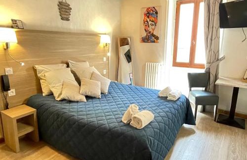 Barcelonnette Hotel | Discover Hôtel Du Cheval Blanc in Beautiful Barcelonnette