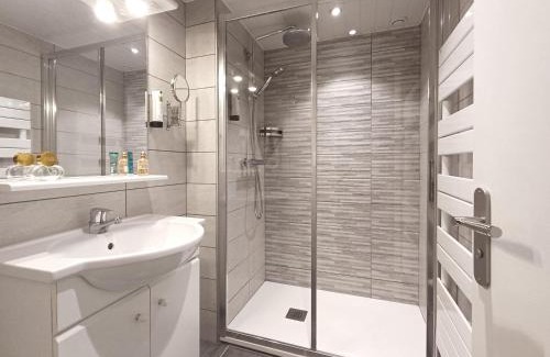 Valloire Hotel | Pet-Friendly Hôtel du Crêt Rond with Great Amenities