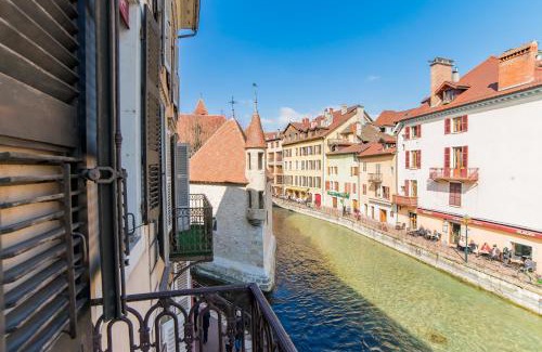 Annecy Old Town Hotel | Discover Hôtel du Palais de l'Isle: Pet Friendly Retreat