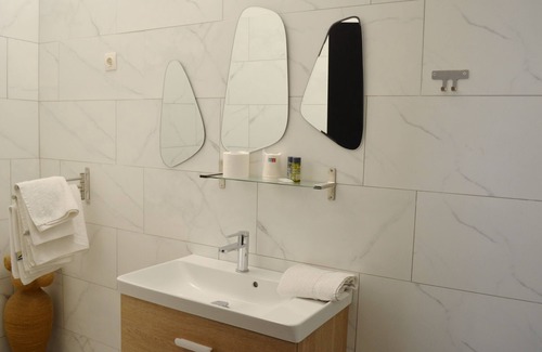 Draguignan Hotel | Discover Relaxation at Hôtel du Parc with Spa & Dining