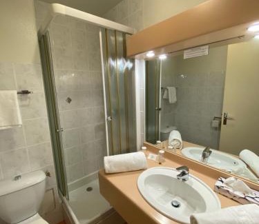 Mont-Dore Hotel | Enjoy Family-Friendly Stays at Hôtel du Parc, 8.1/10 Rated
