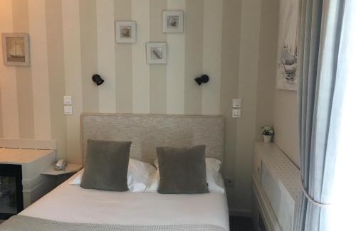 Beaux Arts-Boutonnet Hotel | Discover Hôtel du Parc: Family-Friendly with Top Amenities
