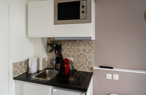 Parc-de-Montsouris Hotel | Comfortable Hôtel du Parc Montsouris with Family-Friendly Amenities