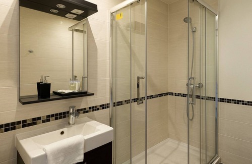 Parc-de-Montsouris Hotel | Comfortable Hôtel du Parc Montsouris with Family-Friendly Amenities