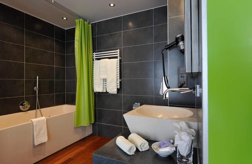 Yverdon-les-Bains Hotel | Exceptional Hôtel du Théâtre: Spa, Dining & Accessibility