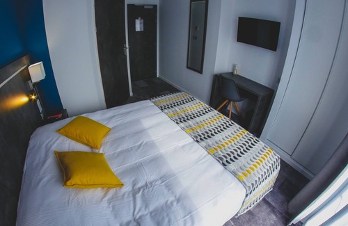 Laon Hotel | Cozy Hôtel du Tramway: Highly Rated with Family Amenities