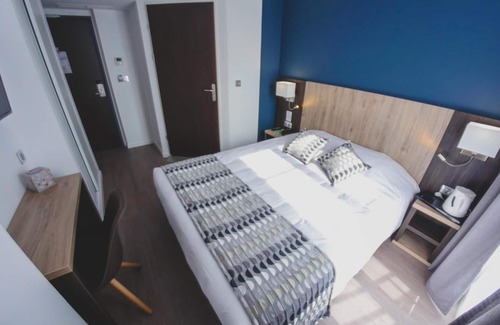 Laon Hotel | Cozy Hôtel du Tramway: Highly Rated with Family Amenities