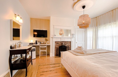 Shediac Hotel | Discover Hôtel du Vieux Port with Family-Friendly Amenities