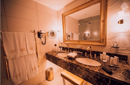 El Mouradia Hotel | Relax at Hôtel El Djazair with Pool and Spa Amenities