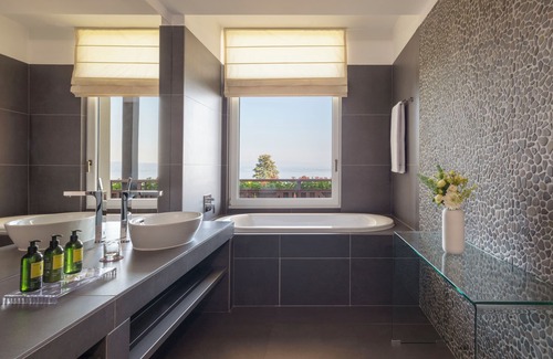 Neuvecelle Hotel | Discover Hôtel Ermitage: Pool, Spa & Ocean Views Await