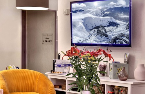 Maussac Hotel | Hôtel Europa: Guest Rated 9.2 with Family-Friendly Amenities