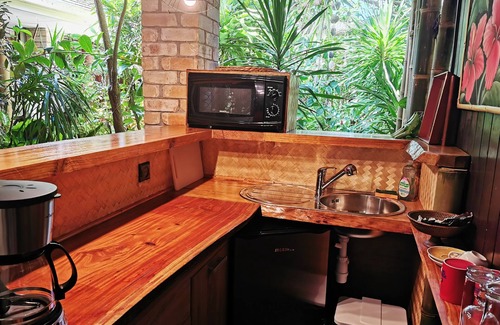 Tiahura Hotel | Discover Hôtel Fenua Mata'i'oa: 4-Star Ocean View Retreat