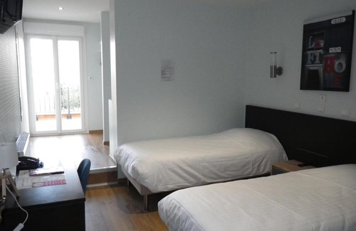 Saint-Dizier Hotel | Discover Hôtel François 1er: Pet-Friendly & Family Welcoming