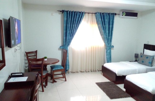 Yaounde Hotel | Oceanfront Comfort at Hôtel Freesia - Rated 8/10 by Guests