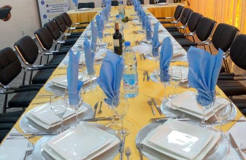 Yaounde Hotel | Oceanfront Comfort at Hôtel Freesia - Rated 8/10 by Guests