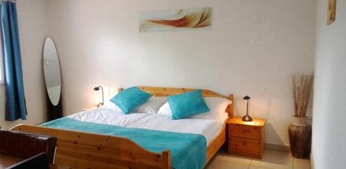 Courcelon Bed & Breakfast | Discover Hôtel-Gîte rural: Pet-Friendly & Near Delémont