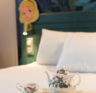 Terrasson-la-Villedieu Hotel | Pet-Friendly Hôtel Grand Confort Le Moulin Rouge Awaits