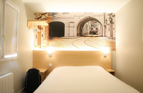 Chateaubriant Hotel | Comfortable Hôtel Inn Design Châteaubriant with Spa & Dining