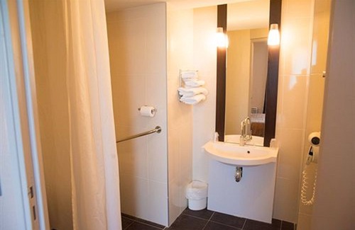 Langres Hotel | Budget-Friendly Hôtel Inn Design Langres with Restaurant & More