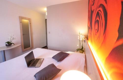 Villemandeur Hotel | Convenient Hôtel Inn Design Resto Novo in Montargis