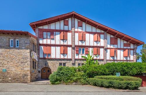 Ainhoa Hotel | Serene Hôtel Ithurria - Teritoria with Oceanfront Views