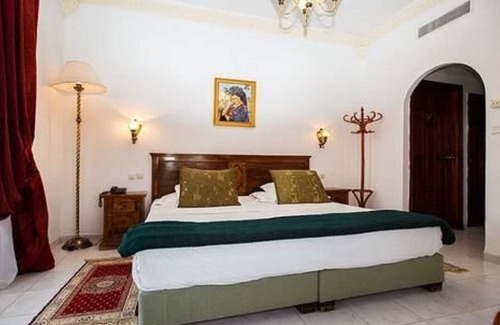 Boussaada Hotel | Hôtel Kerdada: Eco-Friendly Retreat with Pool & Restaurant