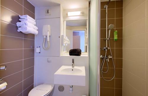 Arveyres Hotel | Comfortable Hôtel Kyriad Libourne - Saint Emilion Awaits You