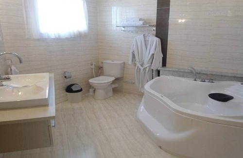 Sidi Fredj Hotel | Guest Rated 10/10 at Hôtel L'évantail with Pool & Dining