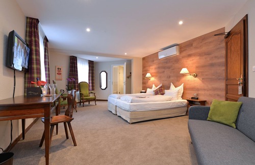 Kientzheim Hotel | Discover Hôtel l'Abbaye d'Alspach: Spa, Breakfast & Family-Friendly