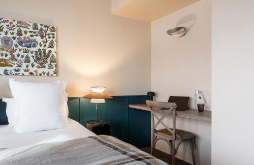 Courtoisville-Sillon-Moka Hotel | Discover Hôtel L'Adresse: 4-Star Comfort & Pet-Friendly Stays