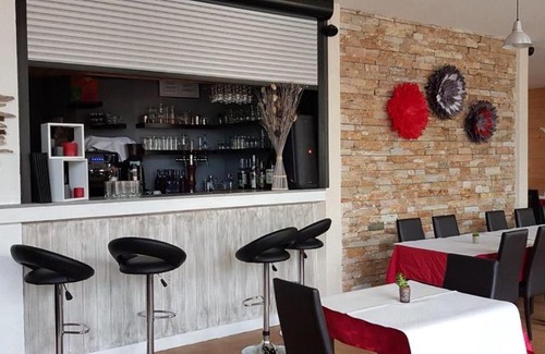 Les Orres Hotel | Discover Hôtel L'Escale Blanche: Family-Friendly Comfort