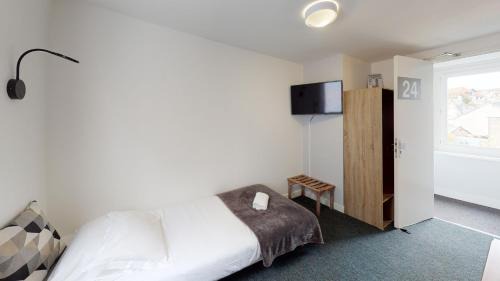 Trouville-sur-Mer Hotel | Discover Hôtel L'Estran: Pet-Friendly & Family-Oriented Stay