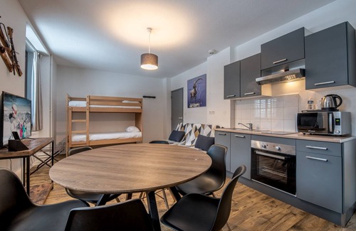 Saint-Michel-de-Maurienne Hotel | Discover Hôtel Le Marintan: Rated 8.8 with Pool & Breakfast