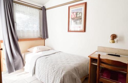 Saint-Georges-d'Oleron Hotel | Discover Hôtel L'Hermitage: Oceanfront Retreat Awaits