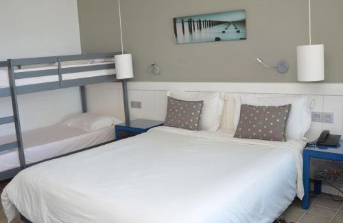 Oualidia Hotel | Relax at Hôtel l'Hippocampe: Oceanfront Oasis Awaits