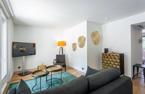 Savigny-les-Beaune Hotel | Discover Hôtel L'Ouvrée: Spa, Dining & Top-Rated Service